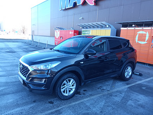 Hyundai Tucson 2019 diesel, guarantee. (4 foto / 9)