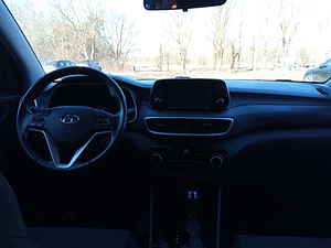 Hyundai Tucson 2019 diesel, guarantee. (7 foto / 9)