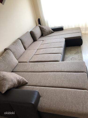 Большой диван в хорошем состоянии (фото #1)