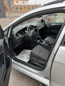 Volkswagen Golf 7 Variant (15 foto / 15)