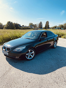 BMW 520i (2 фото из 9)