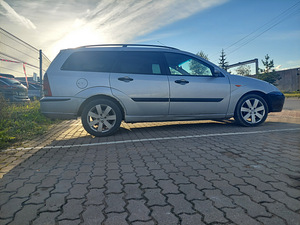 Ford focus 1 2003 .1.8 74kw (1 foto / 12)
