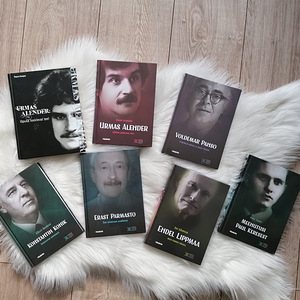 Биографические книги (1 фото из 2)