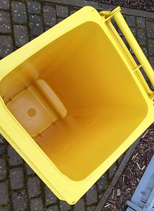 Prügikonteiner 140L kollane (PAKEND) (2 foto / 4)