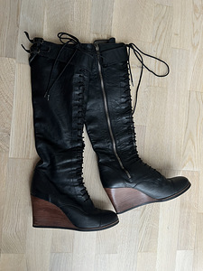 Leather boots Barbara BUI (like new)