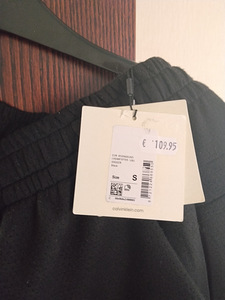 Calvin Klein püksid + HH tuulejope suurus S (2 foto / 4)