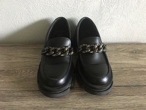 Naiste jalanõud, 38 (1 foto / 2)