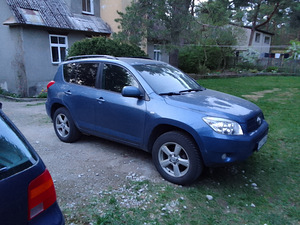 Müüa Toyota rav4 või vahtada mõne teise diisel sõiduki vastu (1 foto / 1)