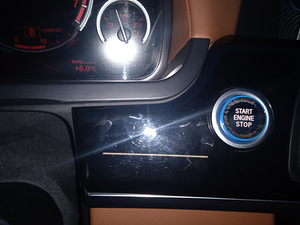 Кнопка запуска BMW (2 фото из 2)