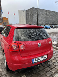 Volkswagen Golf 2.0 110kW (1 foto / 4)