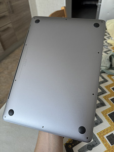 Macbook Air 13 M1 2020 16gb/256gb (2 foto / 10)