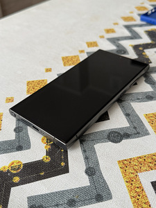 Samsung Galaxy S24 Ultra, 12/256 (2 foto / 10)