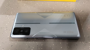 POCO F4 GT 8/128 (3 foto / 5)