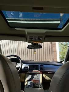 Jaguar XF (6 фото из 8)
