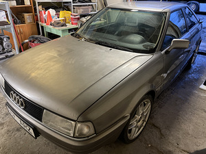 Audi Coupé R5 2.3 (3 foto / 11)