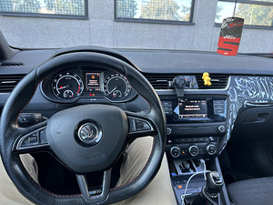 Skoda octavia Vrs (6 foto / 6)