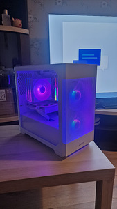 AMD R5 Gamer Mesh Snow - Windows 11 Home. Ostetud 7 kuud tag (1 foto / 3)