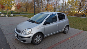 Продается Toyota Yaris 2004 1.3 64kw (1 фото из 11)