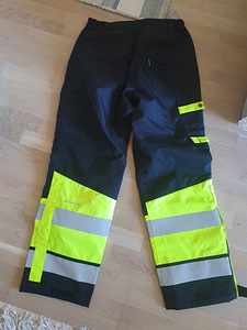 GROLLS Uued talvised tööpüksid suurus L (1 foto / 4)
