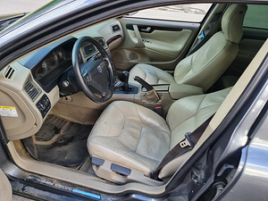 Volvo s60 2.4 93kw (10 foto / 10)