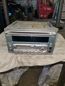 Müün 45 auto magnetoola hulgi. (2 foto / 8)