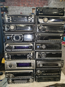 Müün 45 auto magnetoola hulgi. (1 foto / 8)