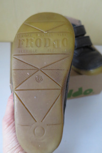 Froddo nahast kingad / tossud nr 26 (4 foto / 4)