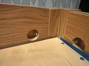 Täistammepuidust voodi (4 foto / 5)
