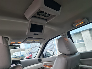 Jeep Cherokee Overland 2007 (13 фото из 15)