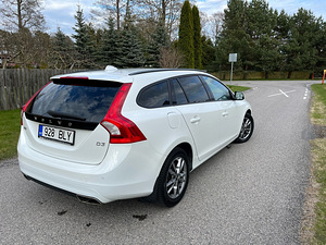 Volvo V60 (Webasto) (3 foto / 14)