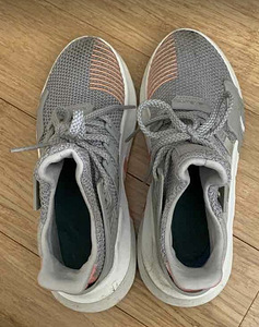Adidas originaalsed tossud (2 foto / 3)