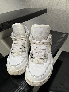 Air Jordan (2 фото из 3)