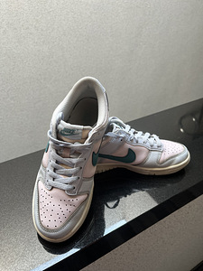 Nike Dunk (1 foto / 5)