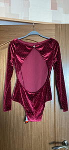 Uus guess body S (2 foto / 2)