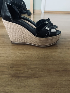 MICHAEL KORS Kingad. Size 38 (2 foto / 4)