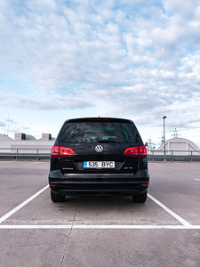 Volkswagen Sharan Highline 2.0 103kW (5 foto / 15)