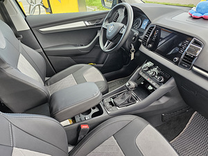 Skoda Karoq 2019 (4 foto / 10)