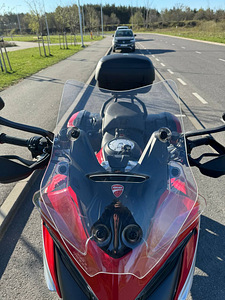 Ducati Multistrada V4S Travel&Radar (4 фото из 10)