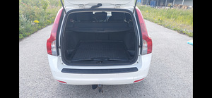Продается volvo v50, 2.0 100kw (7 фото из 10)