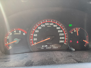 Honda Accord 2.2dcti (6 foto / 14)