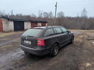 Škoda Octavia (4 фото из 9)