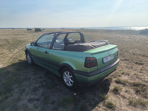 Volkswagen Golf Cabrio (4 foto / 10)