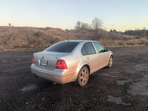 Volkswagen Jetta/Bora (4 foto / 8)
