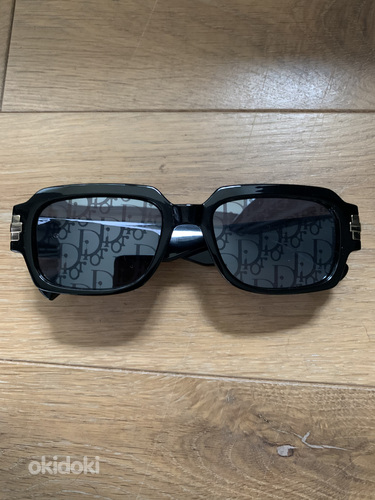 Солнцезащитные очки Кристиана Диора (фото #2)