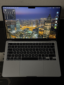 MacBook Air M4 SkyBlue (13.6) (1 фото из 5)