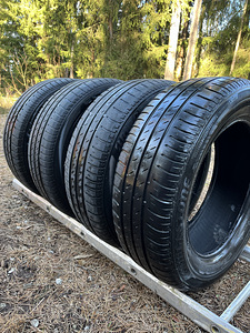 BRIDGESTONE 205/55 R16 (1 foto / 8)