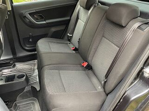 Skoda Fabia 1.2 55 kW TDI 2011 (7 foto / 15)