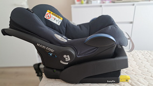 0-13kg Maxi Cosi Cabriofix turvahäll (3 foto / 4)