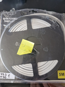 Uus LED-riba. 5 meetrit. (2 foto / 4)