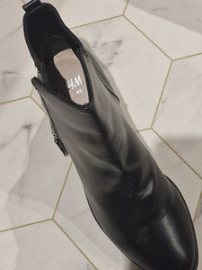 Uued poolsaapad H&M-lt. Sisetald 25 - 25,5 cm (5 foto / 7)